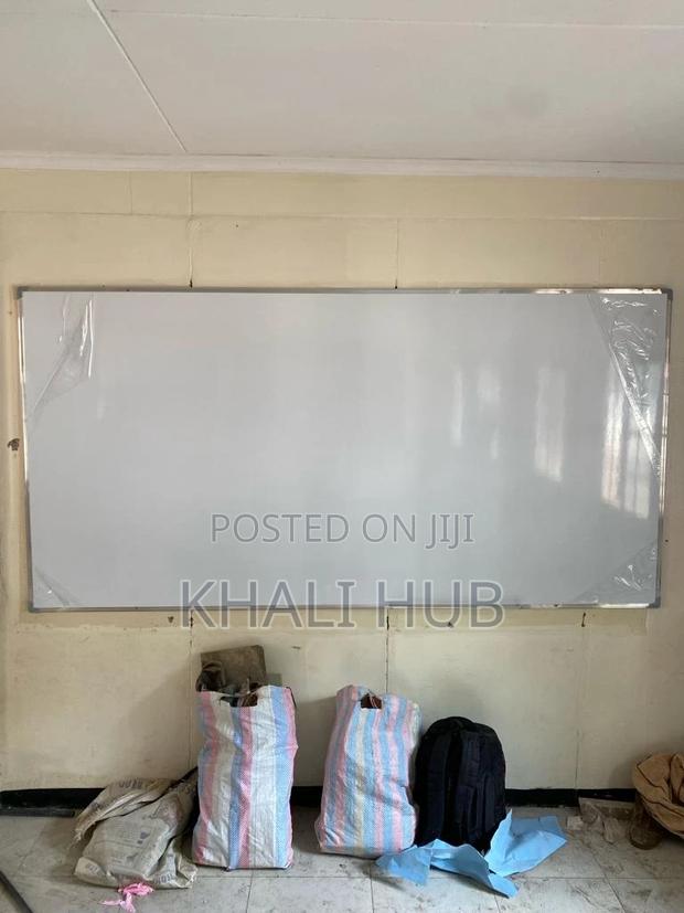 White Board White Board White Board White Board 2400mm