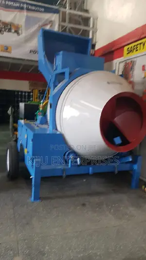 Self Loading Concrete Mixer Aico Brand