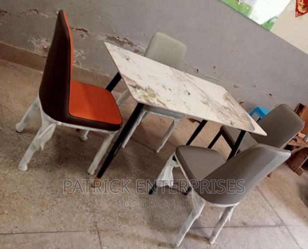 Imported Morden Dinning Table 4 Seater
