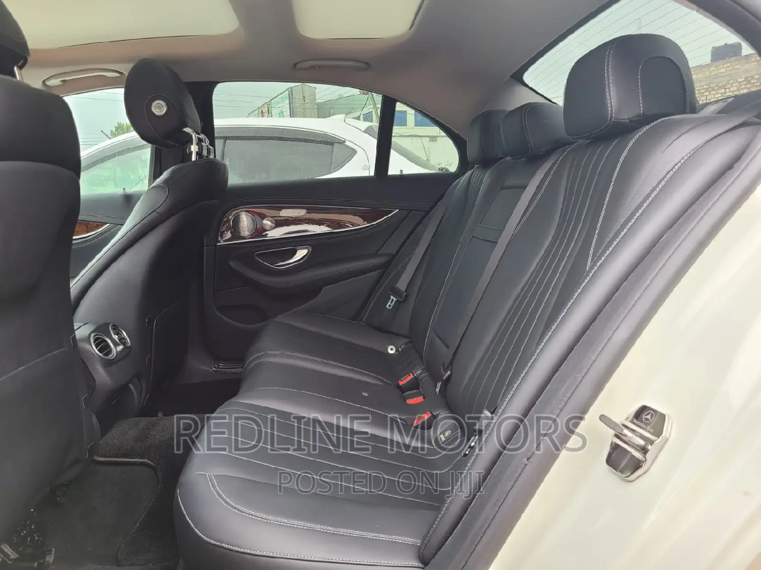 Mercedes-Benz E400 2016 Pearl