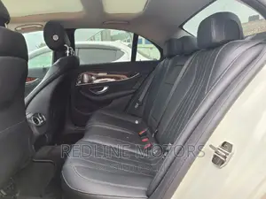 Mercedes-Benz E400 2016 Pearl