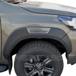 Toyota Hilux (Revo) 2016-2023 Fender Flares