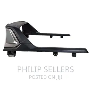 Toyota Hilux 2016+ ABS Sport Rollbar Type [Invincible]