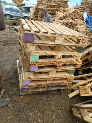 Treated Pallets 054