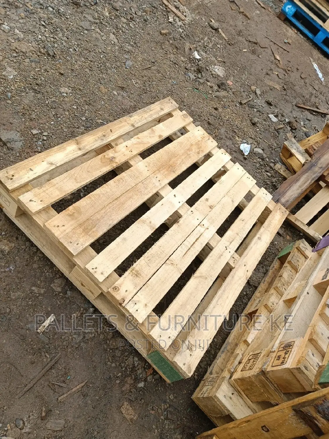 Customized Wooden Pallets 123