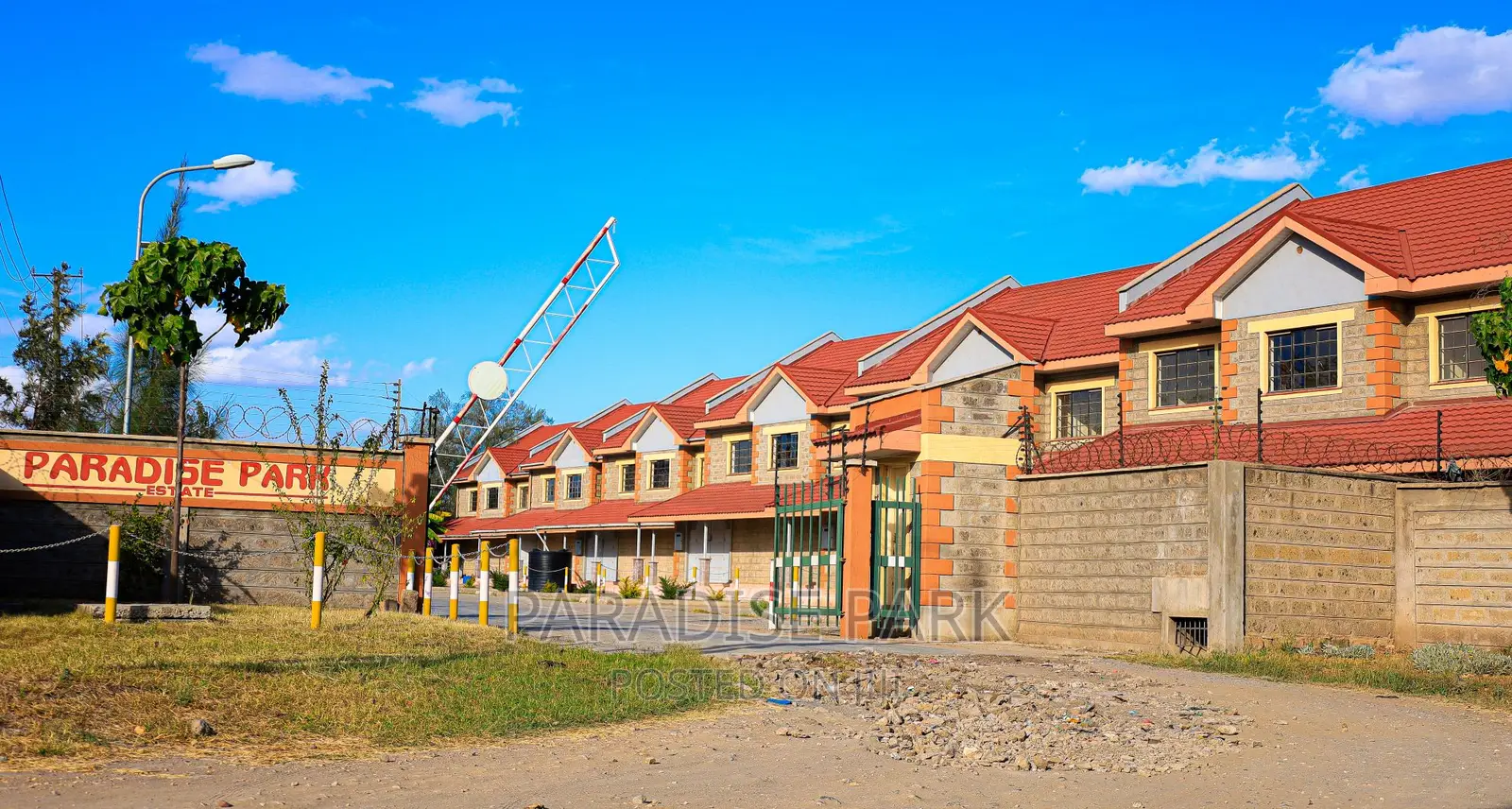 Commercial Units for Sale Ground Floor + 1st FLR Apartment in Kinanie