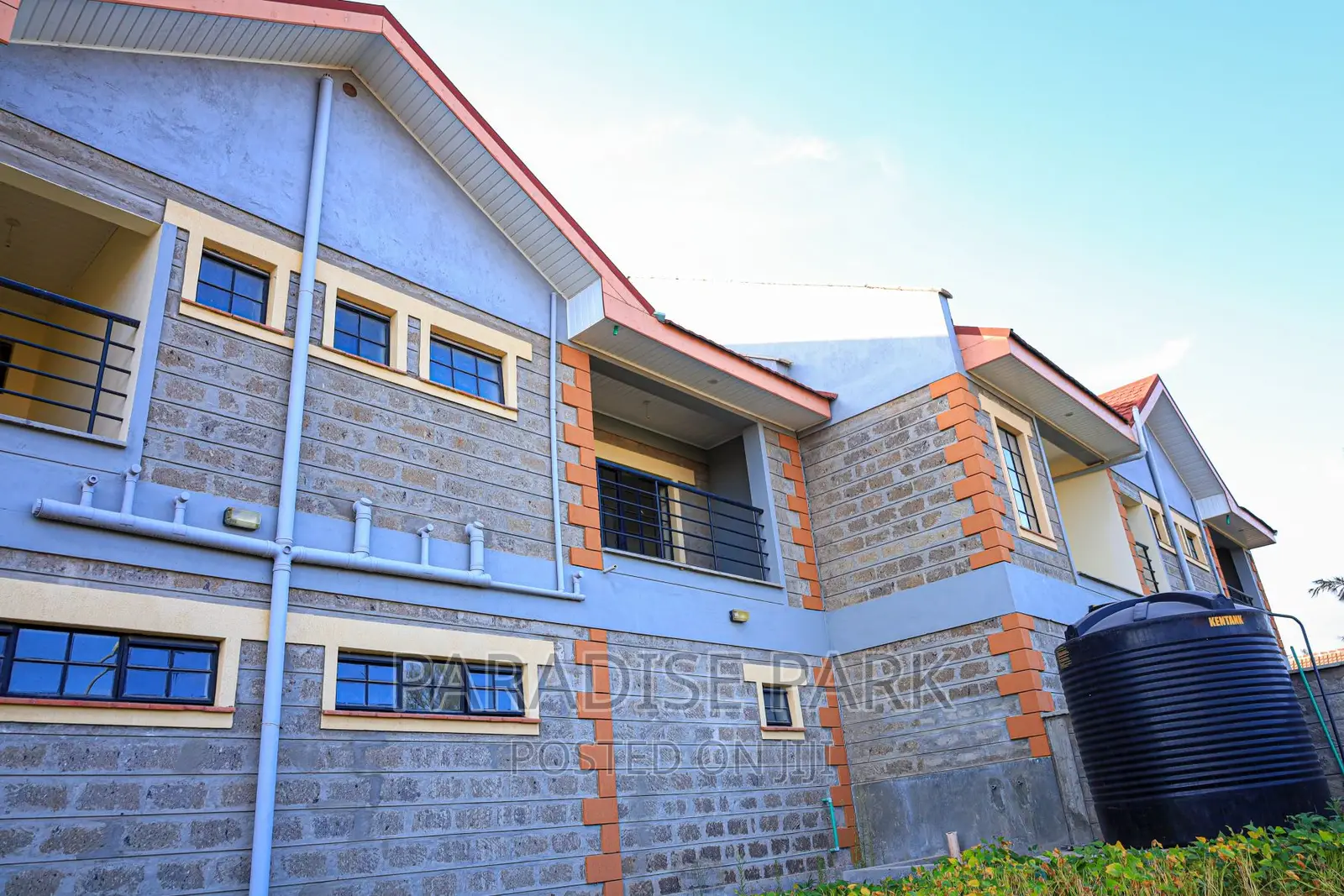 Commercial Units for Sale Ground Floor + 1st FLR Apartment in Kinanie