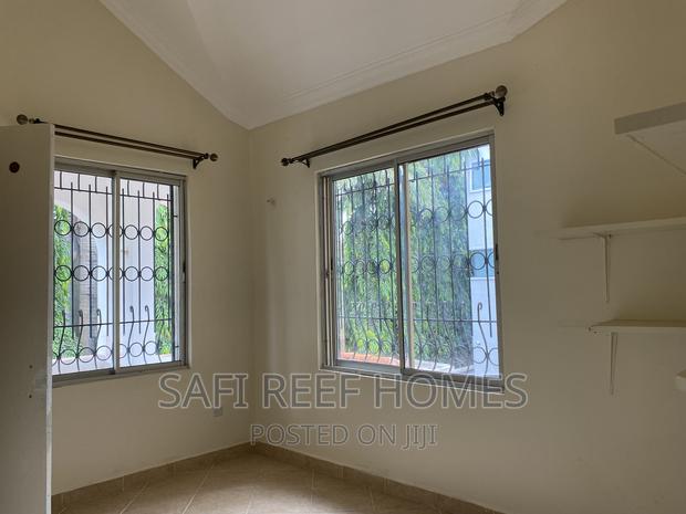 5bdrm Maisonette in Nyali for rent - thumbnail 14
