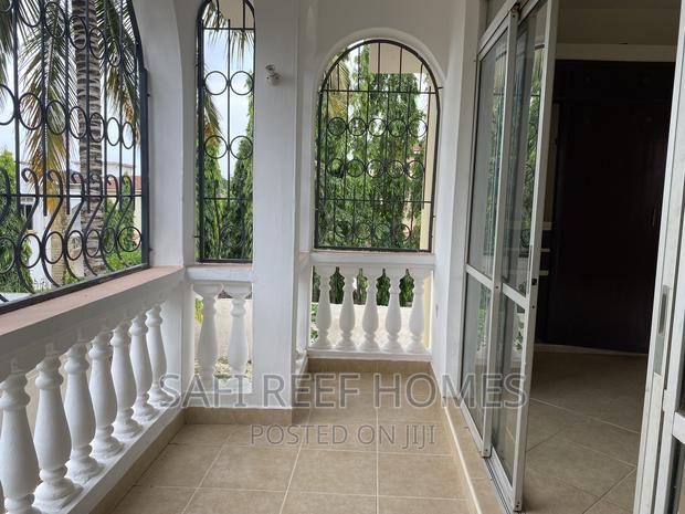 5bdrm Maisonette in Nyali for rent - thumbnail 15