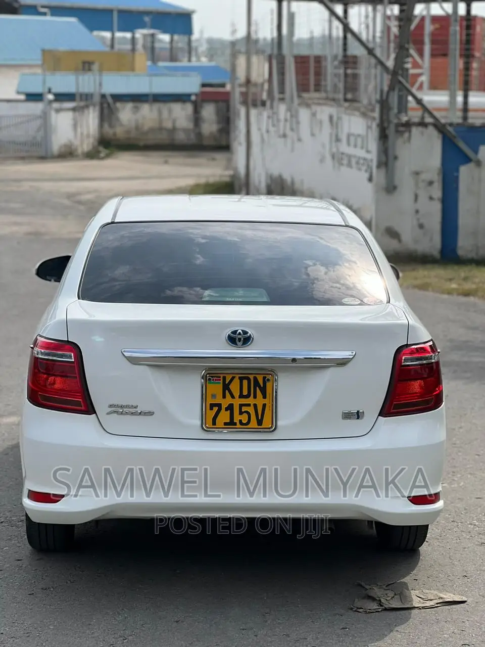 Toyota Axio 1.5 Hybrid 2WD 2016 Pearl