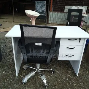 1m Office Desk With Seat