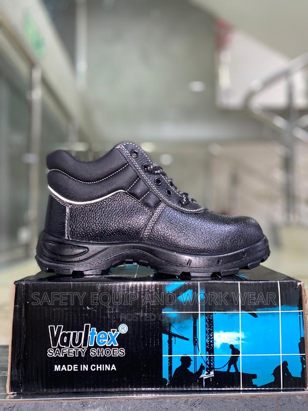 Black Protection Vaultex Safety Boots Price - thumbnail 2