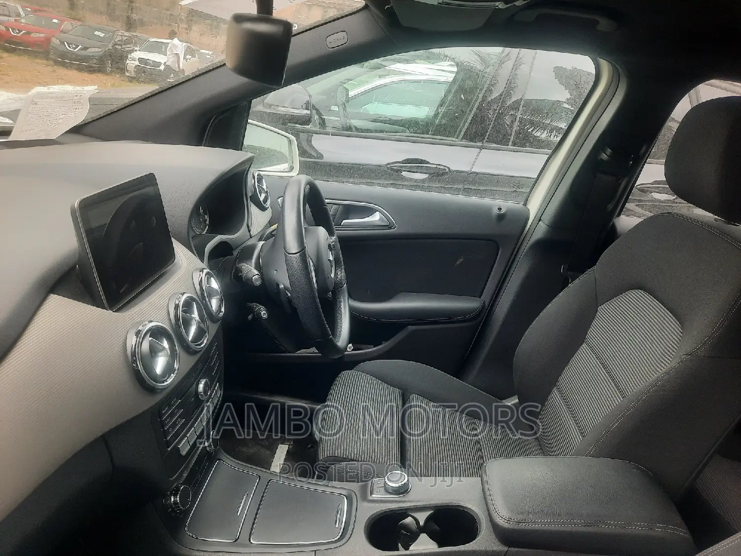 Mercedes-Benz B-Class Base B 250e 2017 White
