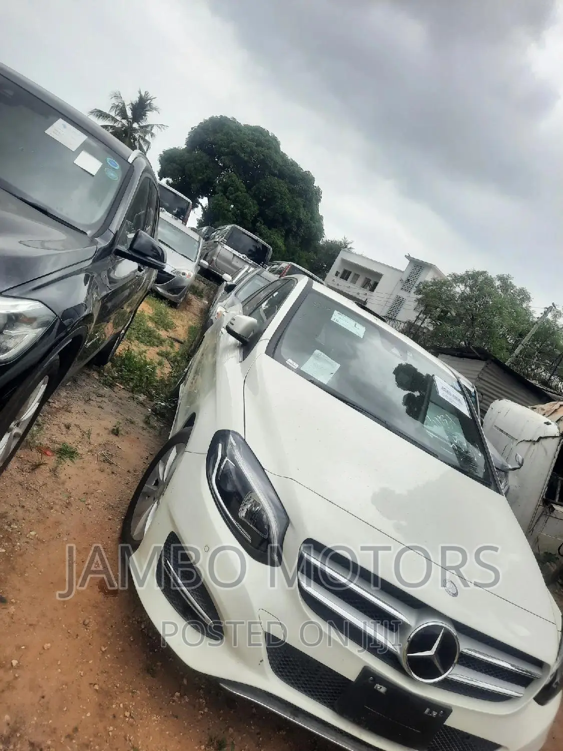 Mercedes-Benz B-Class Base B 250e 2017 White