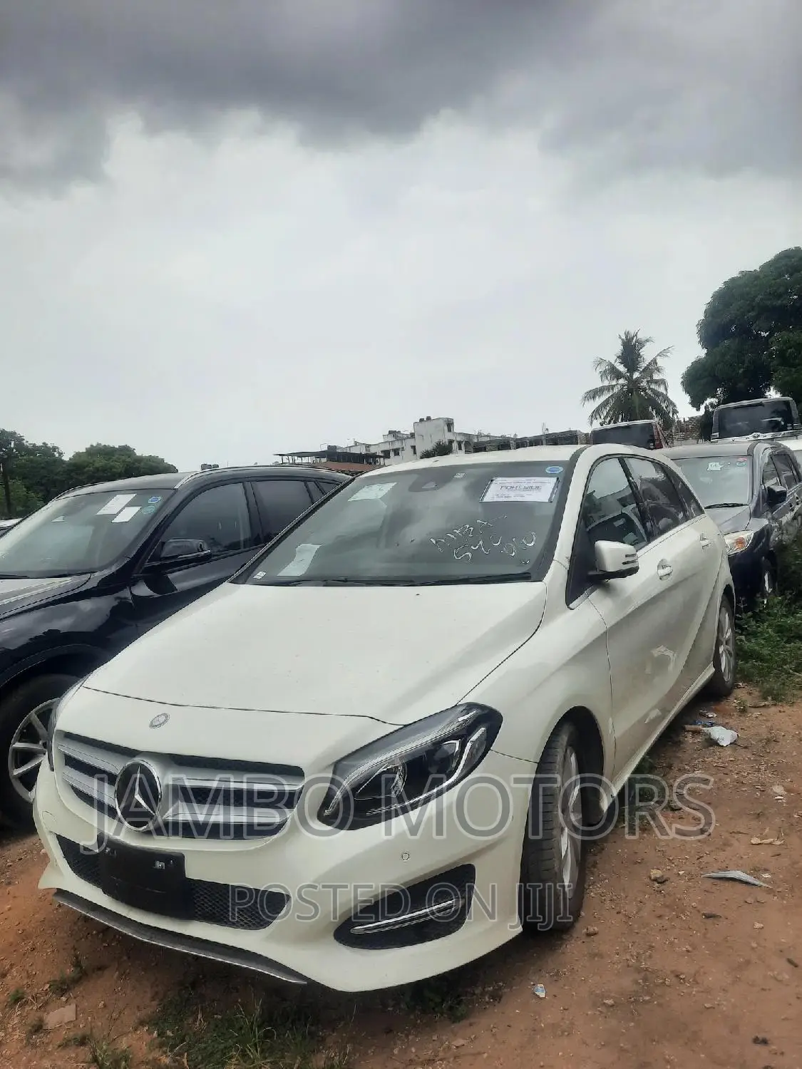 Mercedes-Benz B-Class Base B 250e 2017 White