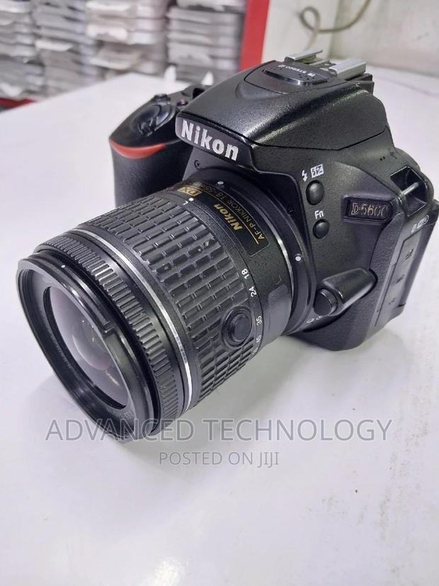 Nikon D5600 With 18-55mm Lense - main view