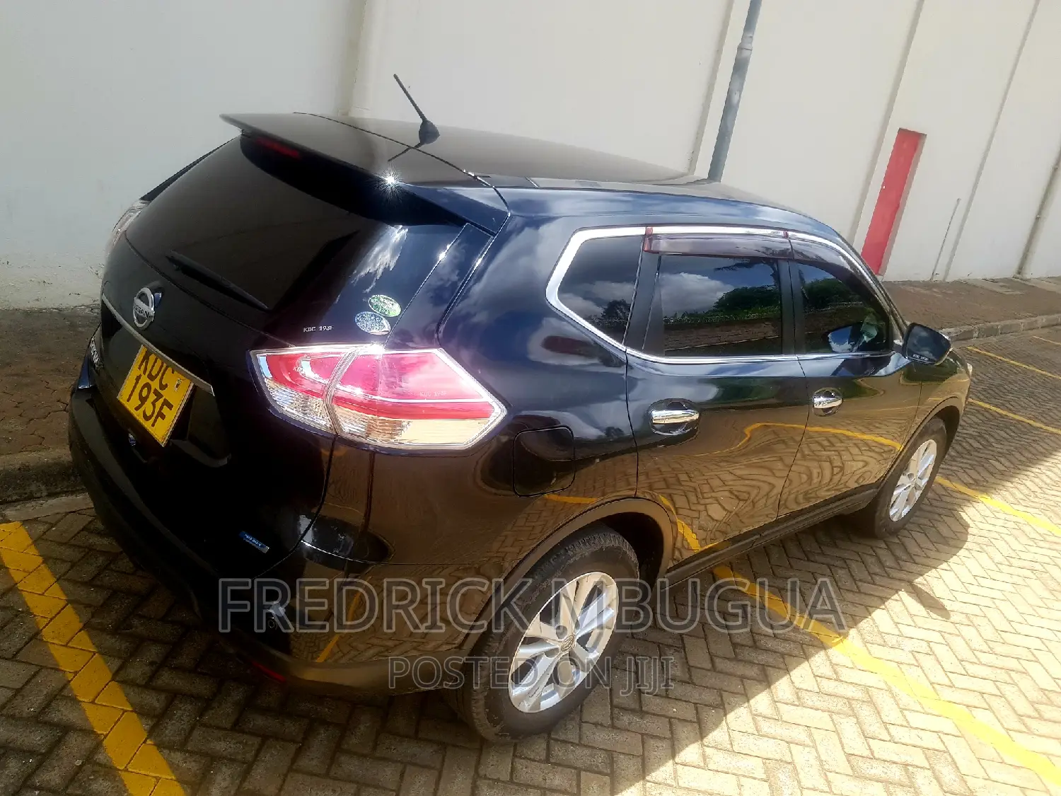 Nissan X-Trail 2.0 Petrol AWD 2014 Black