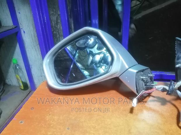 Honda Freed Side Mirror With Indicator Light, Ex Japan Parts - thumbnail 2