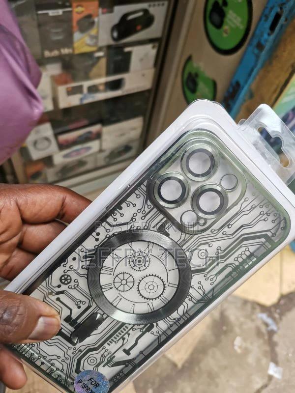 Mechanical Watch Circuit Board Phone Case for iPhone 14 Pro - thumbnail 2