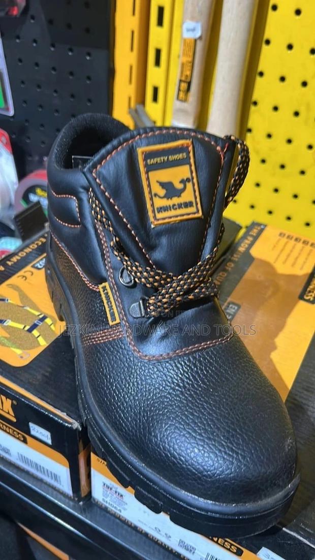 Knicker Safety Boot - main view