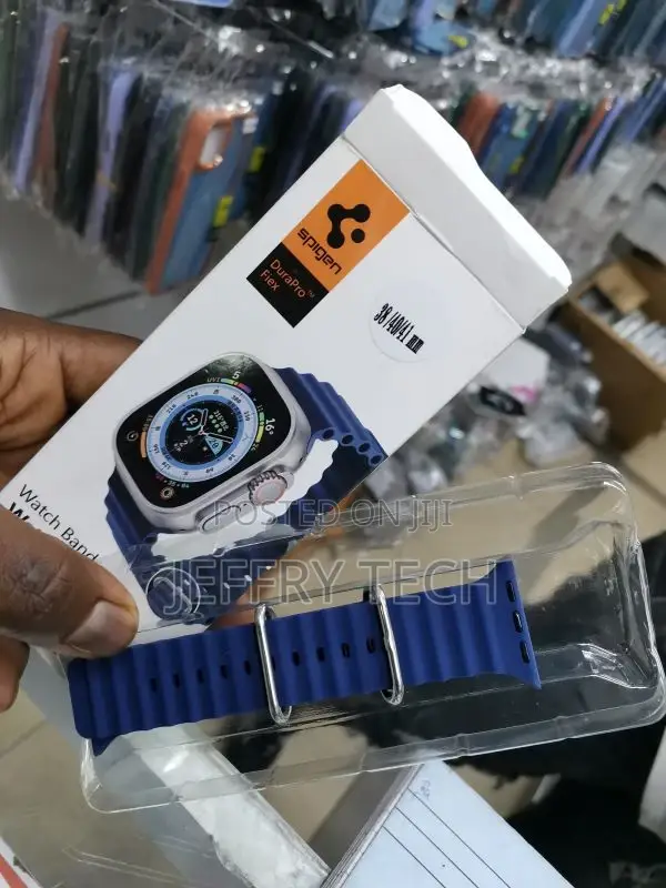 Apple Watch Series 8 (41mm) Silicone Watch Strap - Midnight