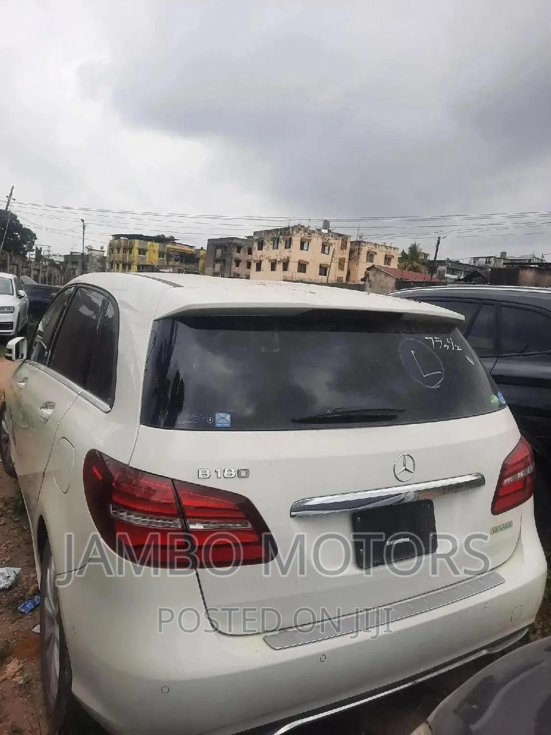 Mercedes-Benz B-Class Base B 250e 2017 White