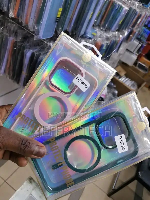 iPhone 15 Pro Transparent Case With Coloured Edges Magsafe E
