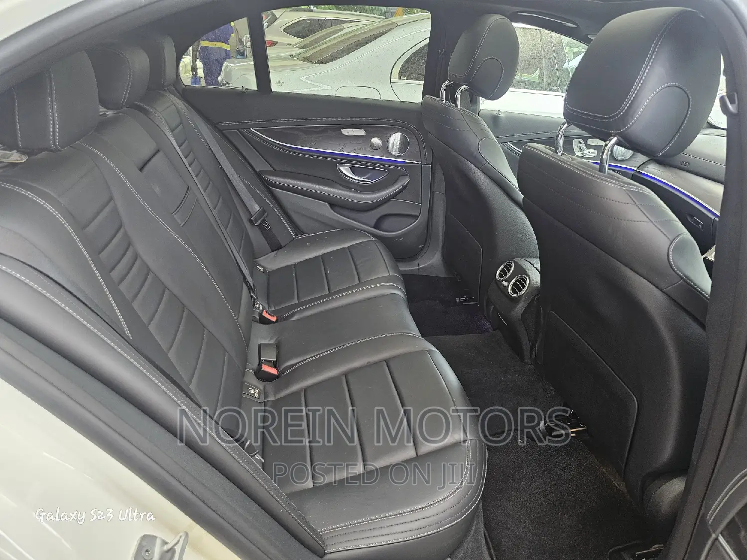 Mercedes-Benz E200 2017 Pearl