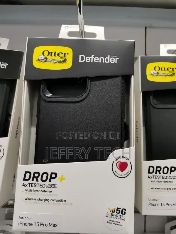 Otterbox - Defender Series Apple iPhone 15 Pro Max - Black