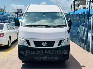 Nissan Caravan (Urvan) 2016 White