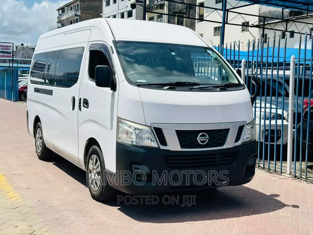 Nissan Caravan (Urvan) 2016 White