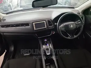 Honda Vezel 1.5 Hybrid 2WD 2016 Black
