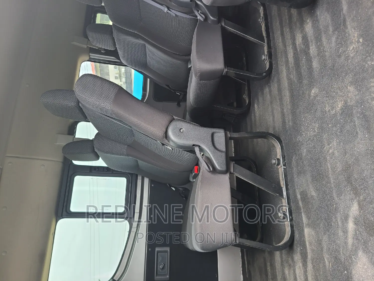 Nissan Caravan (Urvan) 2016 Grey