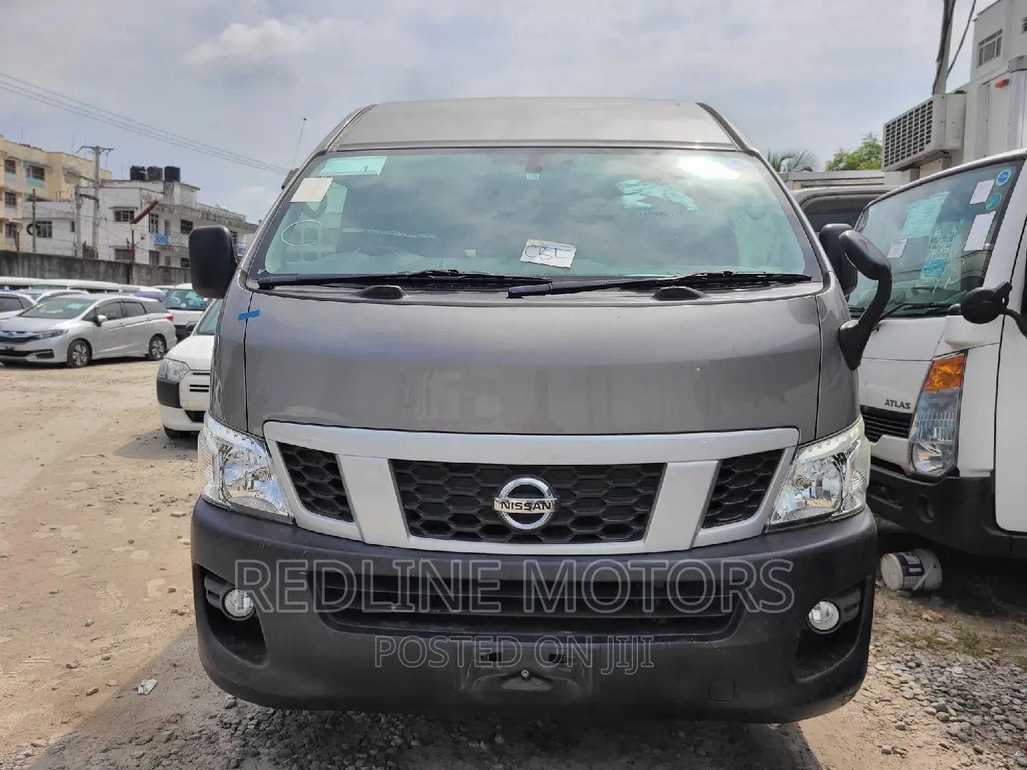 Nissan Caravan (Urvan) 2016 Grey