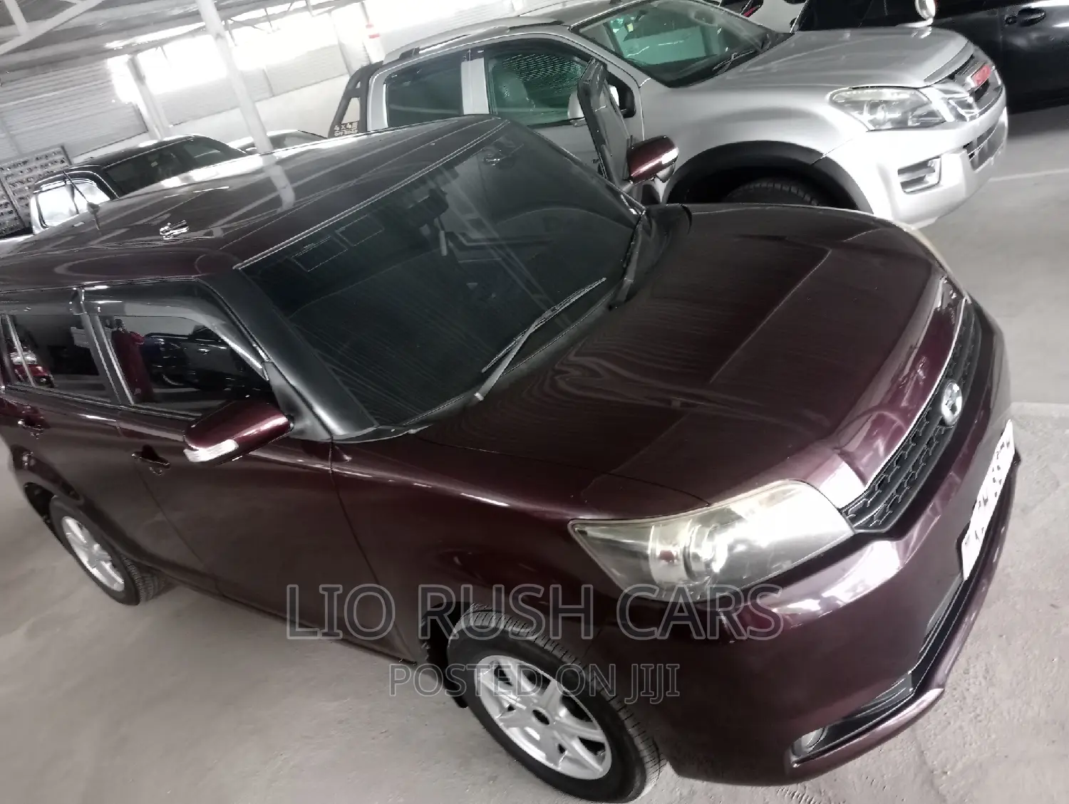 Toyota Corolla Rumion 2015 Red