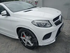 Mercedes-Benz GLE-Class 2016 White