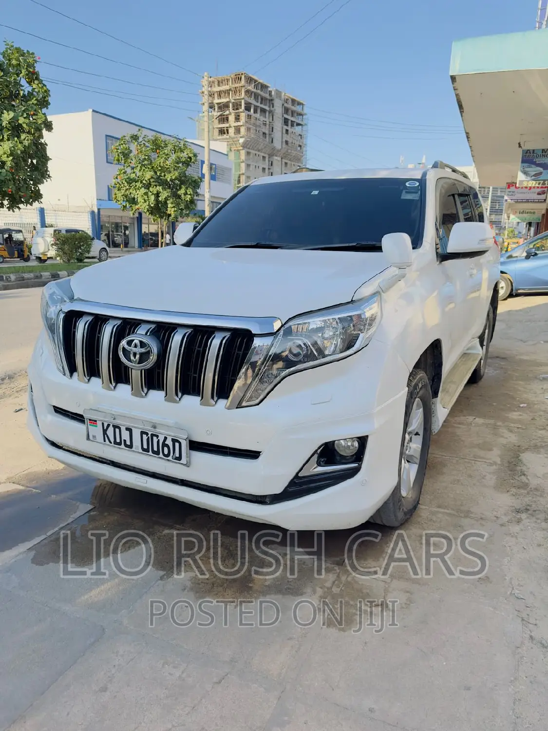 Toyota Land Cruiser Prado 2015 White