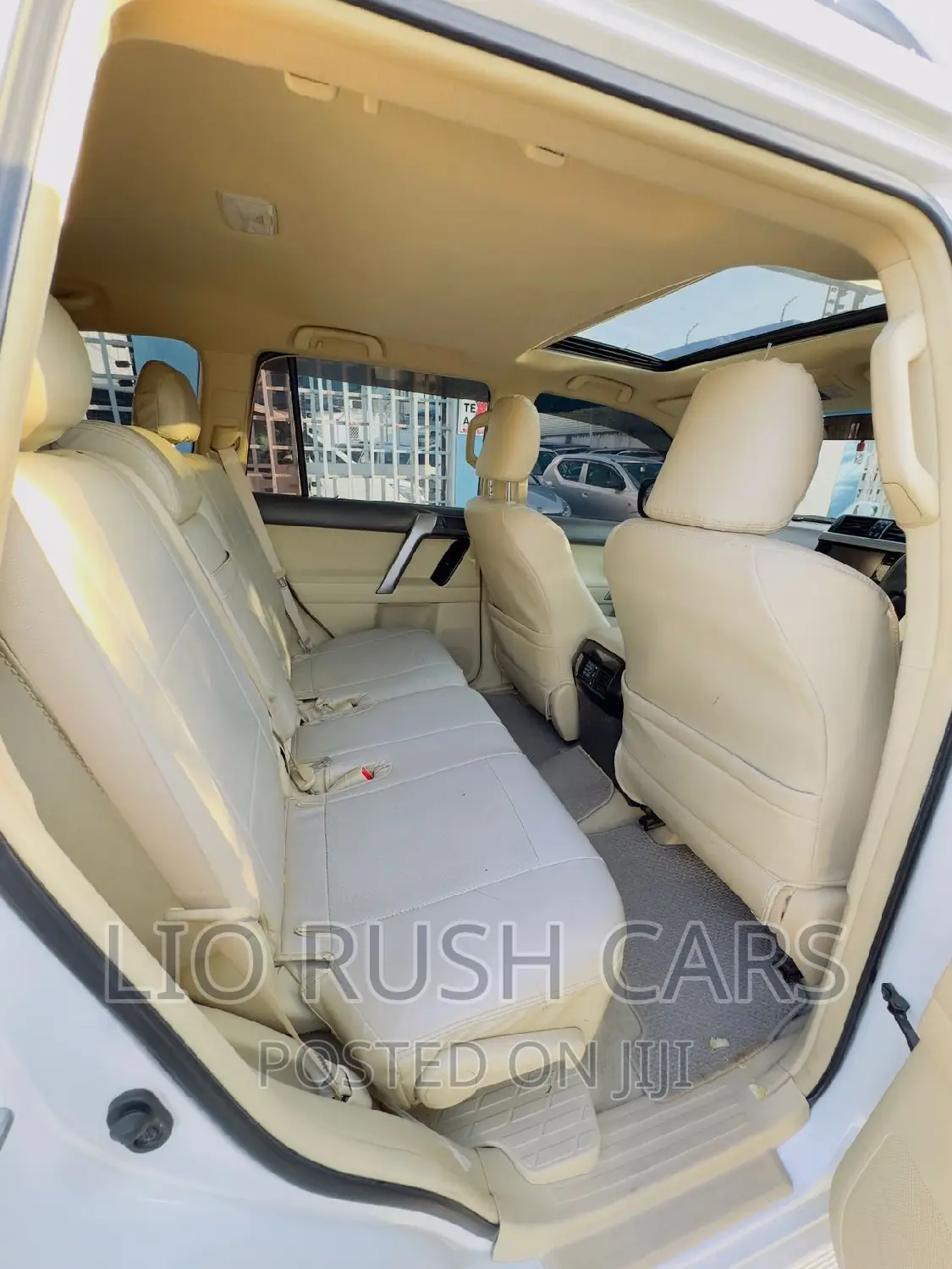Toyota Land Cruiser Prado 2015 White
