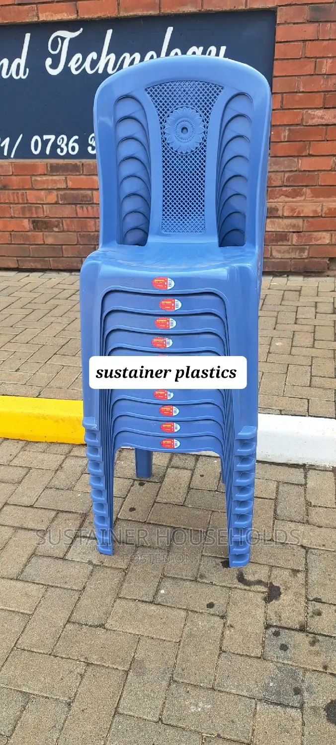 Armless Plastic Chairs