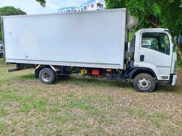Isuzu Forward TRCK