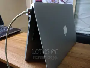 Laptop Apple MacBook 2014 8GB Intel Core I5 SSD 256GB