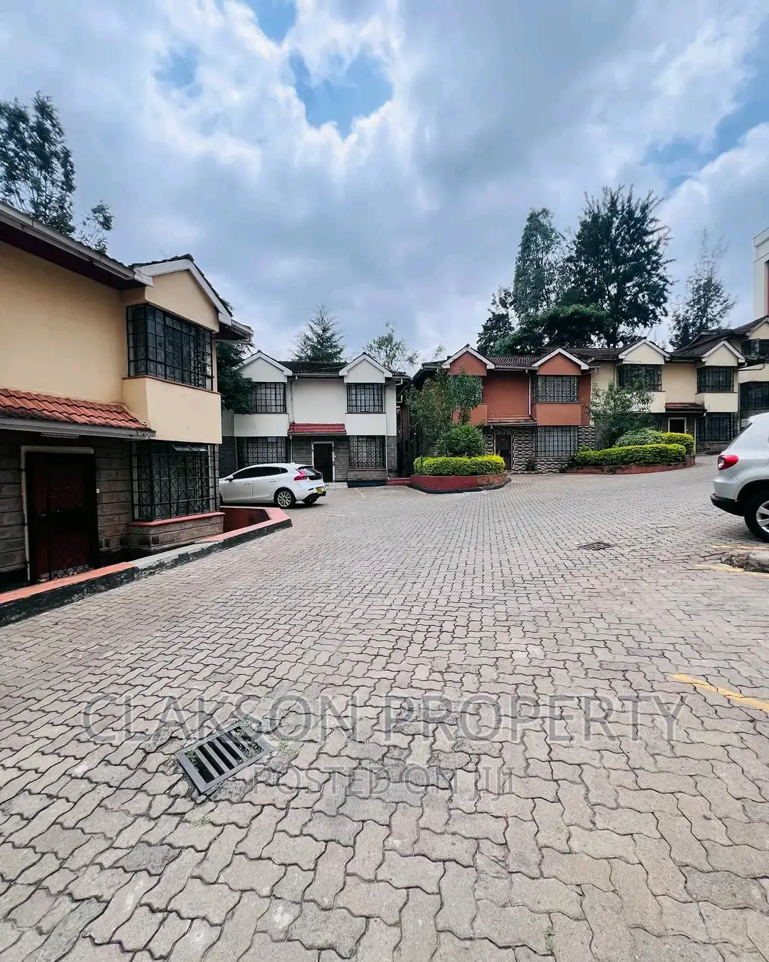 4bdrm Townhouse / Terrace in Kileleshwa for rent