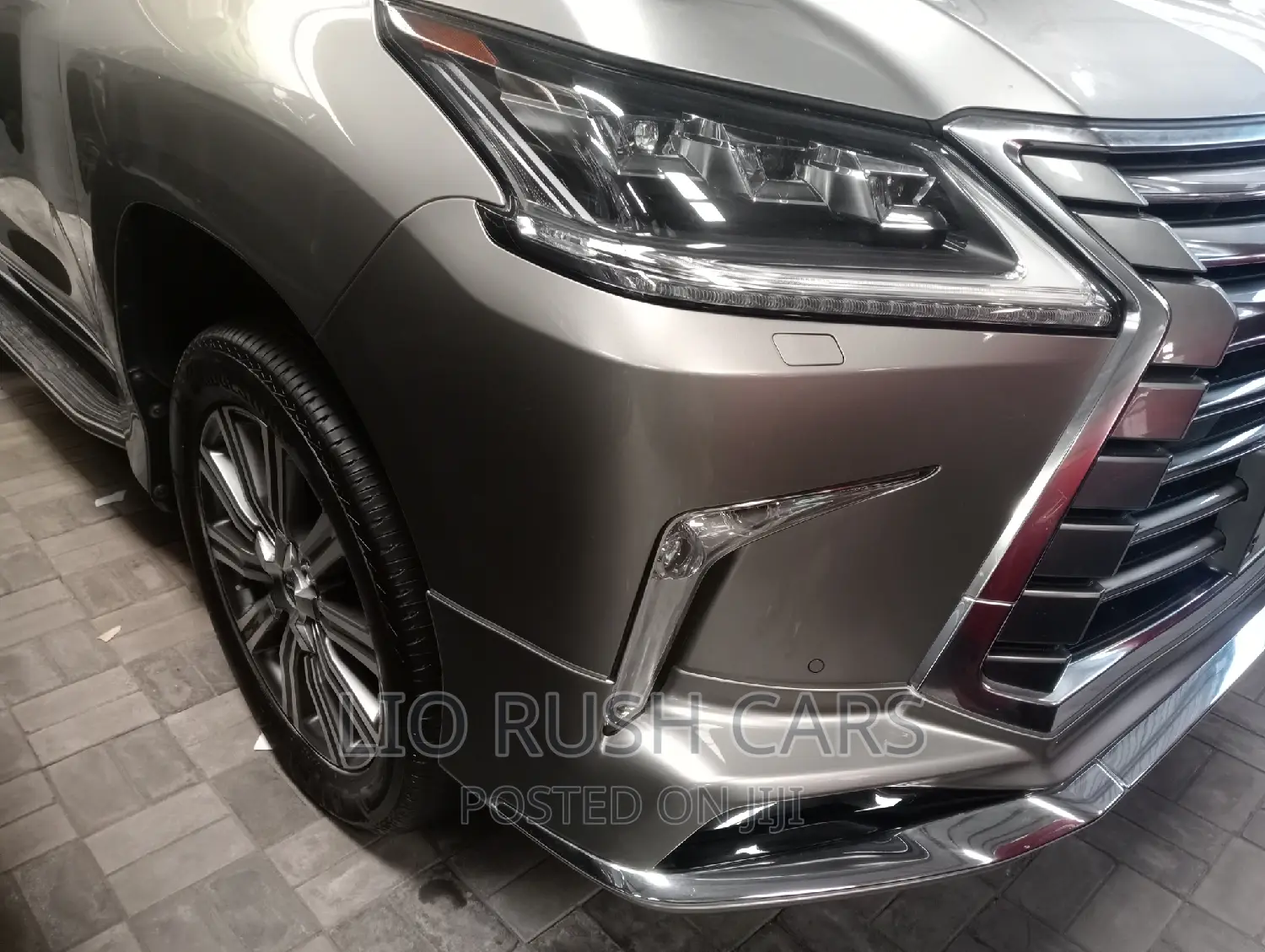 Lexus LX 2017 Gray
