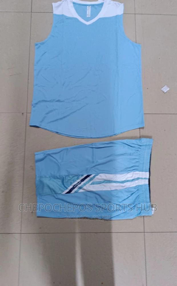 Imported Basketball Kit - main view