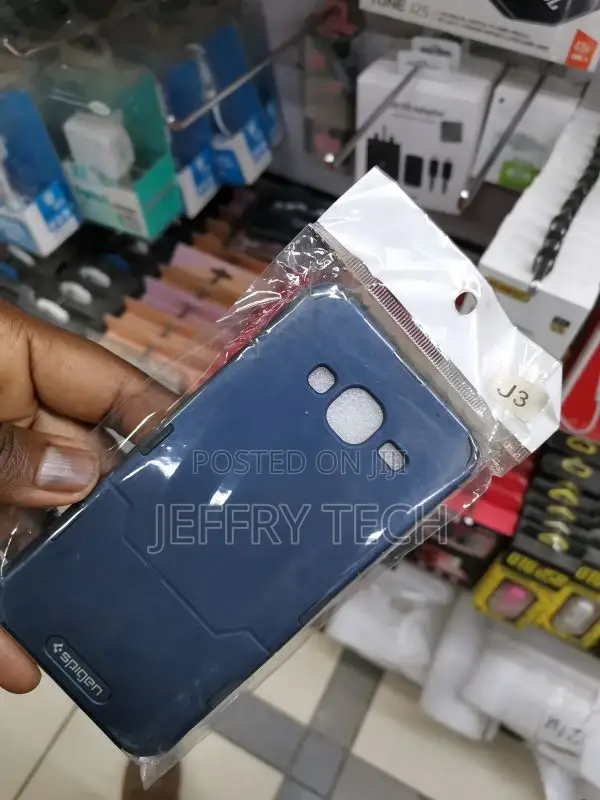 Spigen Ultra Hybrid Samsung Galaxy J3 2016 Case