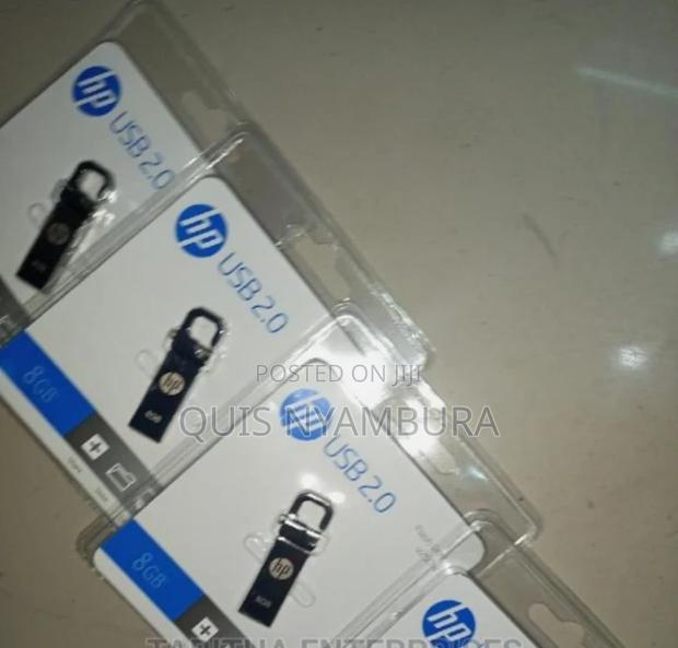 HP Flashdrive/Flash Disc 8gb - main view