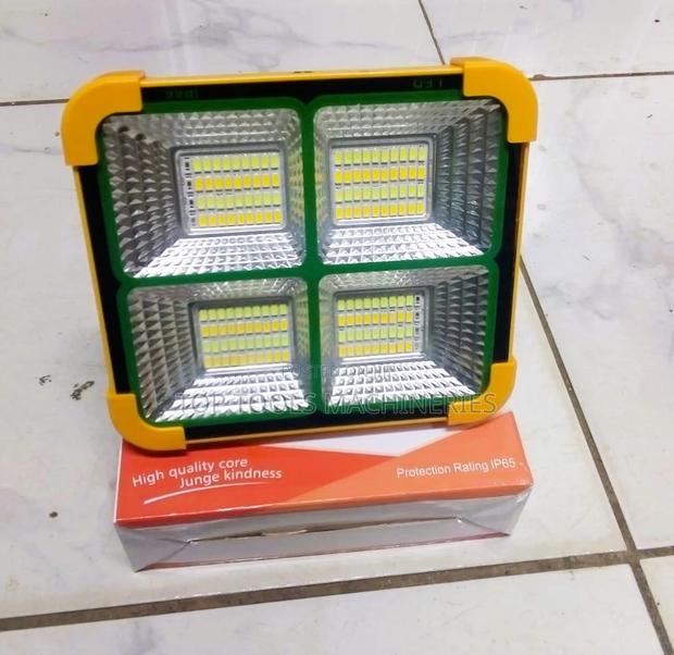 Solar LED Flood Light 100watts - thumbnail 3