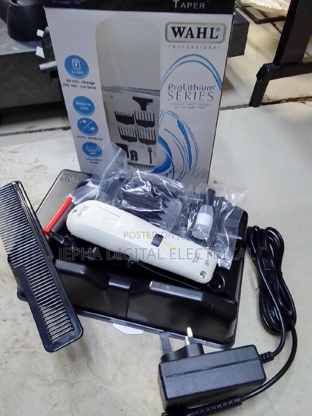 Cordless Wahl Shaving Machine - main view