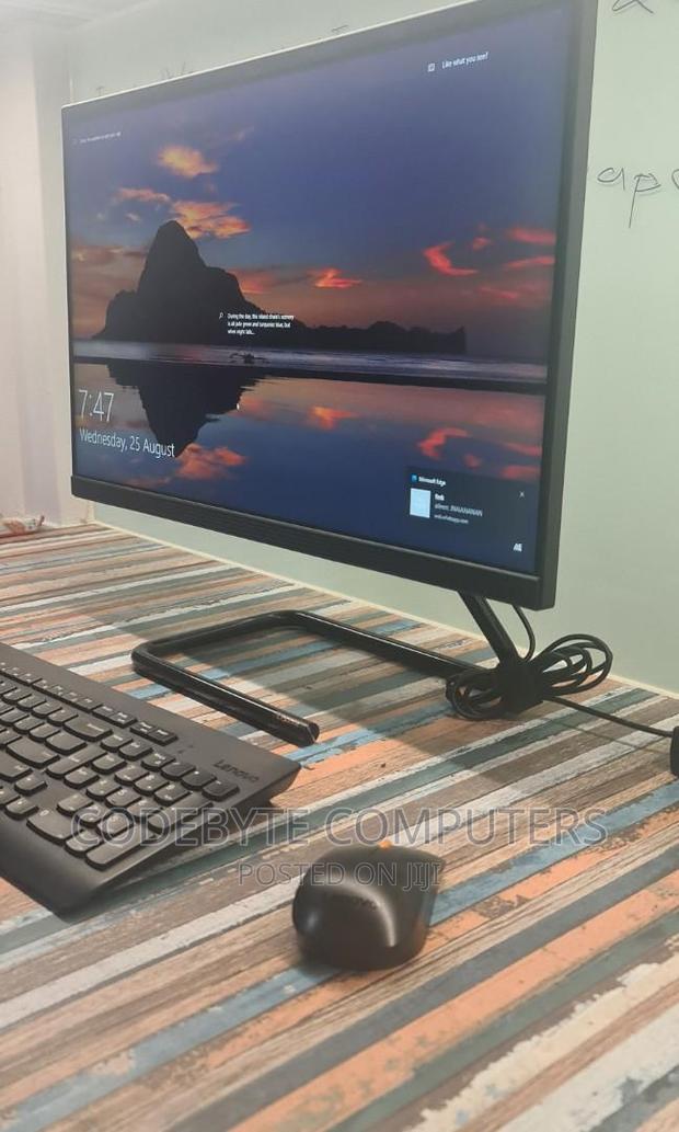 New Desktop Computer Lenovo ThinkCentre 24 8GB Intel Core I7 SSD 512GB - thumbnail 3