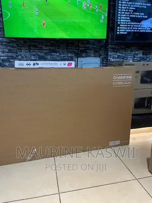 Samsung 55′′ CU7000 Crystal UHD Smart TV (2023) –